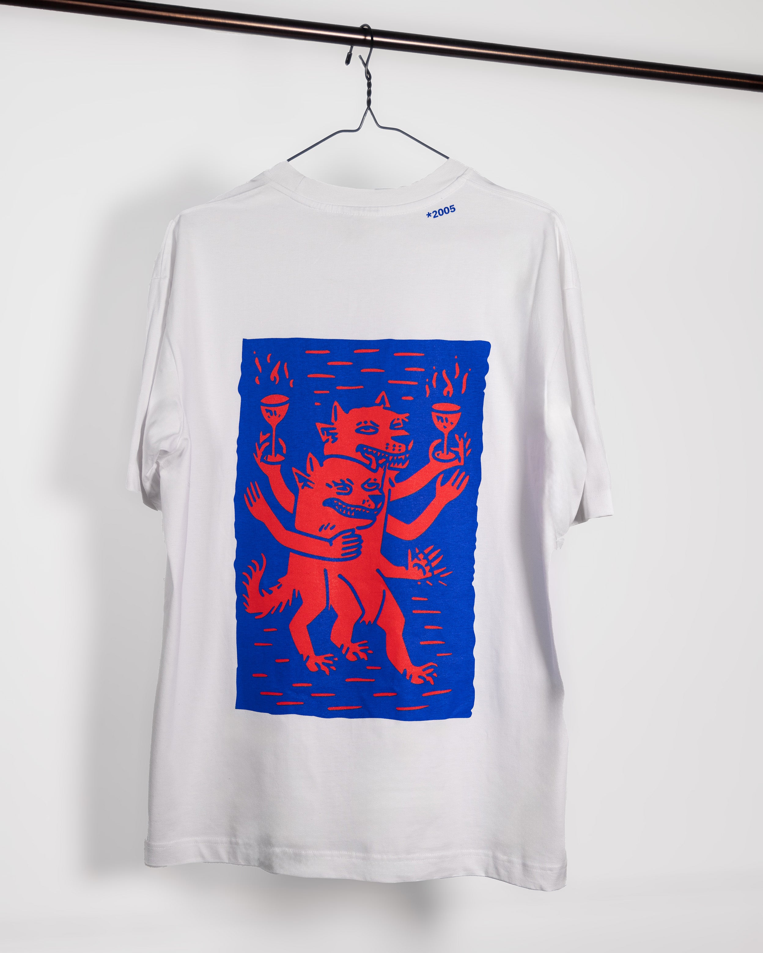 Lot de produits dérivés festifs : Deux T-shirts – Un pour vous, un pour votre meilleur(e) ami(e)